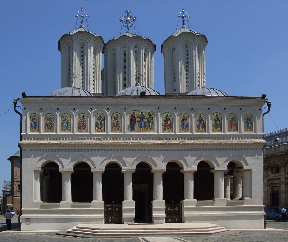 Патриаршеската катедрала"Св.св. равноап. царе Константин и Елена", където са мощите на преподобни Димитрий