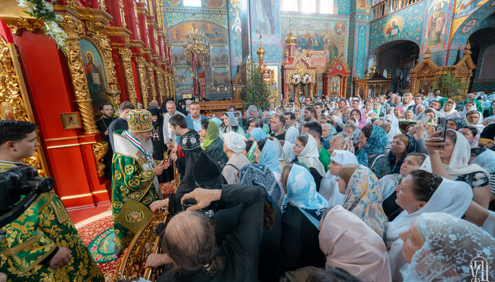 Паството поздравява своя предстоятел по случай неговия Ангеловден. 25 юни 2024 г. Снимка: news.church.ua