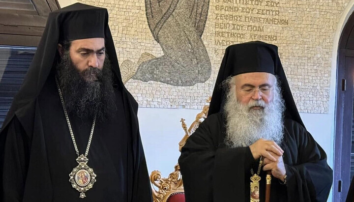 Митрополит Тихик и архиепископ Георги. Снимка: philenews.com