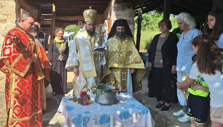 Неделя на всички светии: Видинският митрополит служи в Горна Ковачица