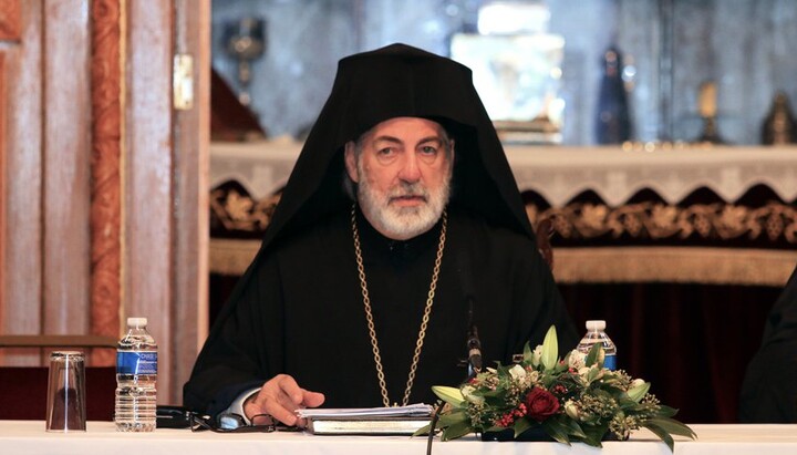 Негово Преосвещенство архиепископ Никитас на Тиатейра и Великобритания. Снимка: Архиепископия Тиатейра