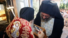 Нетленната десница на св. Нектарий Егински пристигна в Едеса