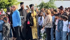 Сливенската митрополия осигури над 150 раници за ученици