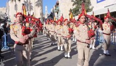 Патриарсите в Светите земи са посрещани с гайди и барабани