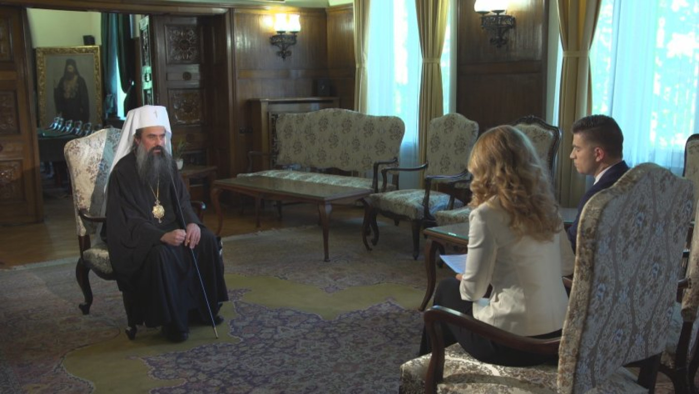 Патриархът: Предметът „Религия“ не бива да плаши. Вяра насила не се преподава - снимка 1