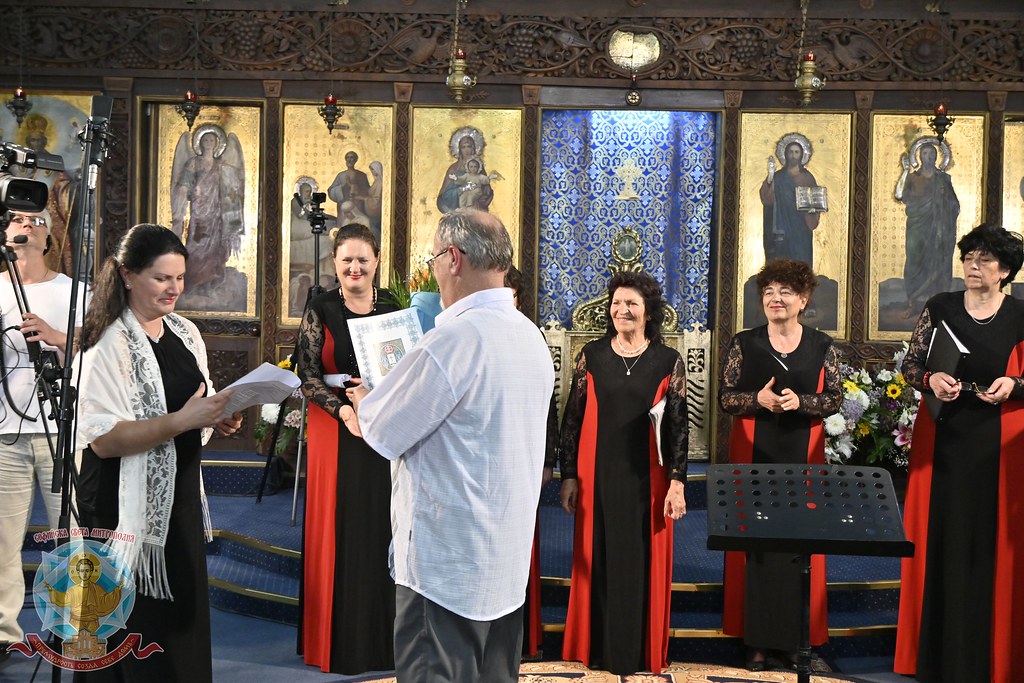 Третият ден на „Достойно есть“ с вдъхновяващи дебюти и аплодисменти - снимка 4