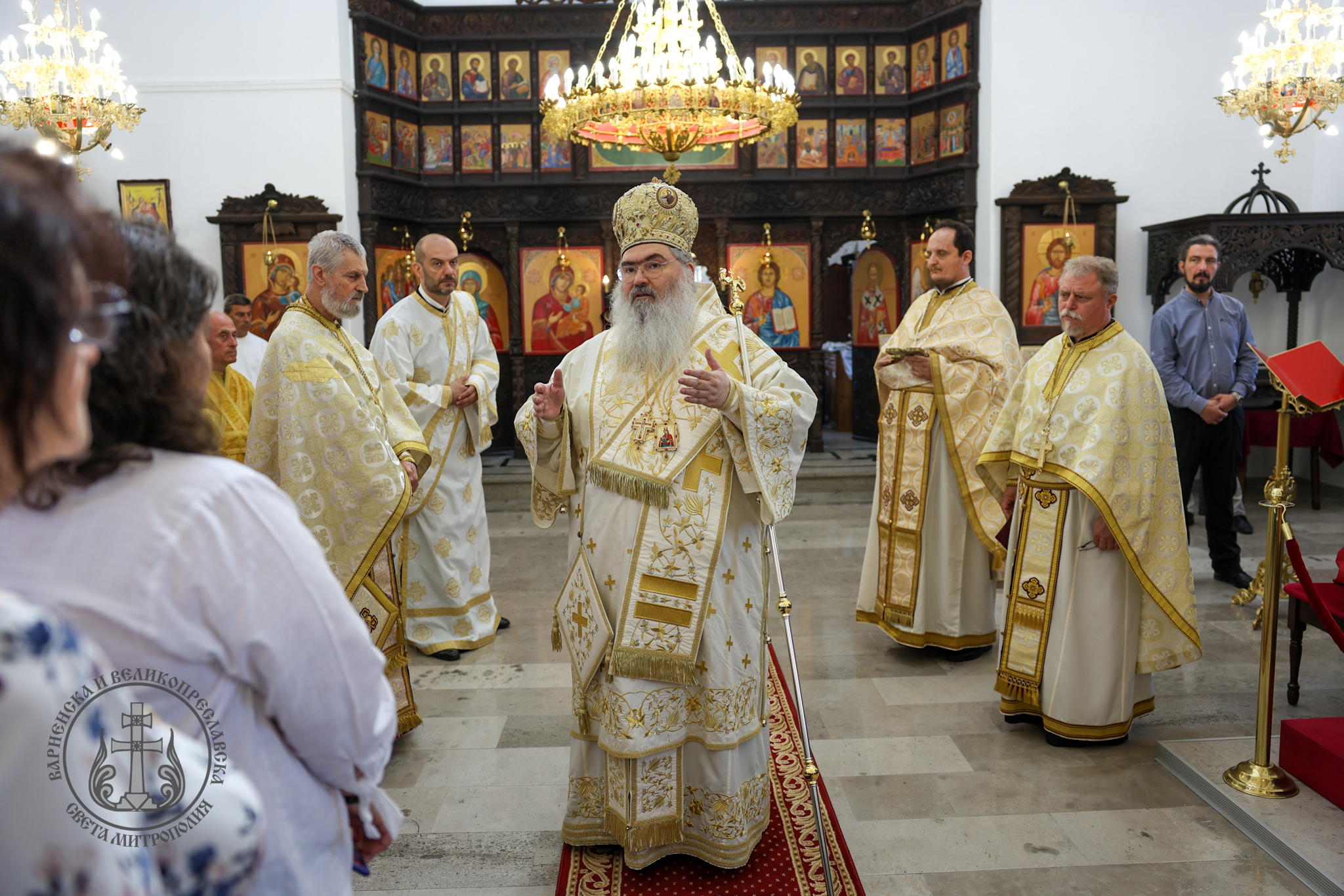 Храмово обновление и архиерейска Литургия в Балчик на Вси светии - снимка 1