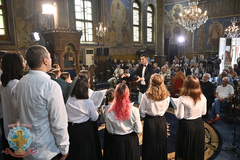 Третият ден на „Достойно есть“ с вдъхновяващи дебюти и аплодисменти - снимка 3
