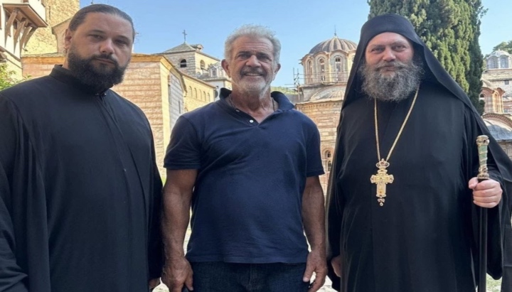 Мел Гибсън на Света гора: Никъде не съм усещал толкова силна връзка с Бога - снимка 1