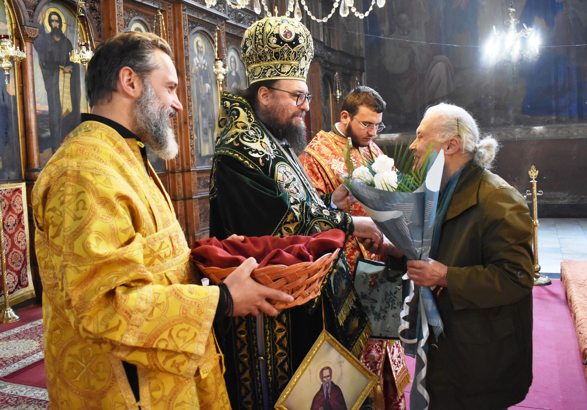 Видинският владика Пахомий отбеляза своя имен ден - снимка 7