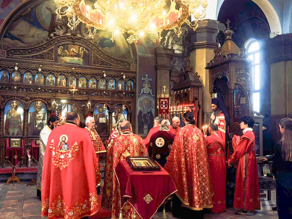 Архиерейска вечерня и литийно шествие за празника на Костенец - снимка 1