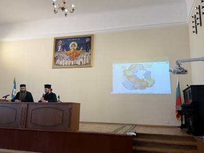 Софийската митрополия събра учители по вероучение от епархията - снимка 1