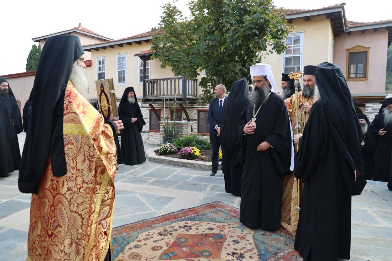 Патриарх Даниил посети килията „Св. Николай Мирликийски“ на Атон - снимка 3